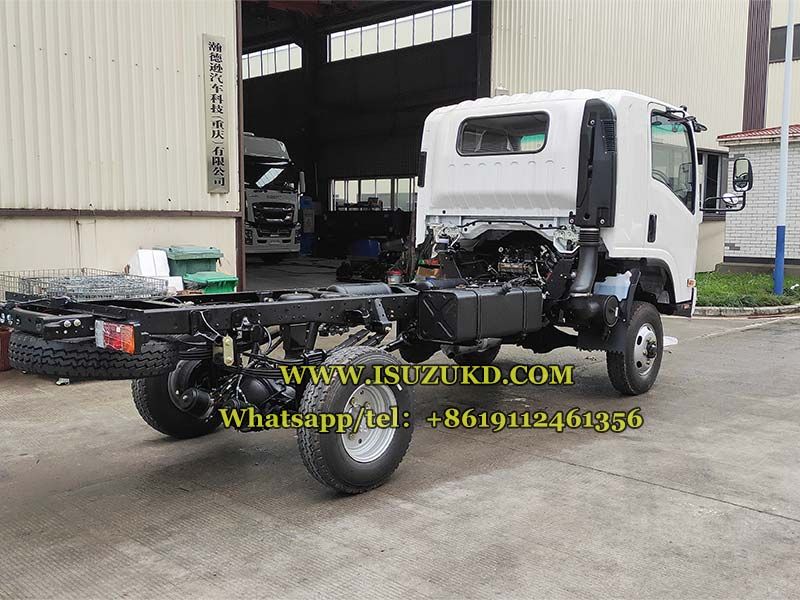 ISUZU KV100 4WD modification with winch function