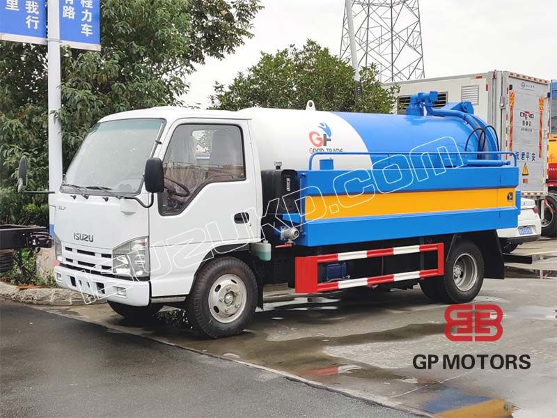 Isuzu Joint sewer dredging vehicle