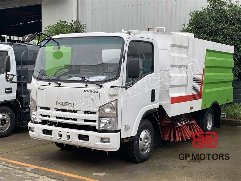 Isuzu NKR vacuum sweeper truck