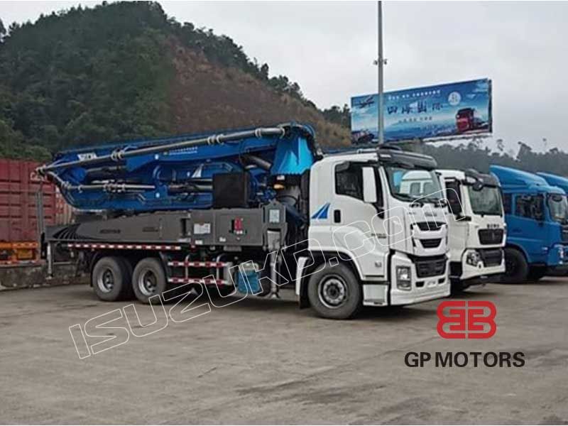 ISUZU GIGA 38m Truck-Mounted Mobile Concrete MixerPump Truck