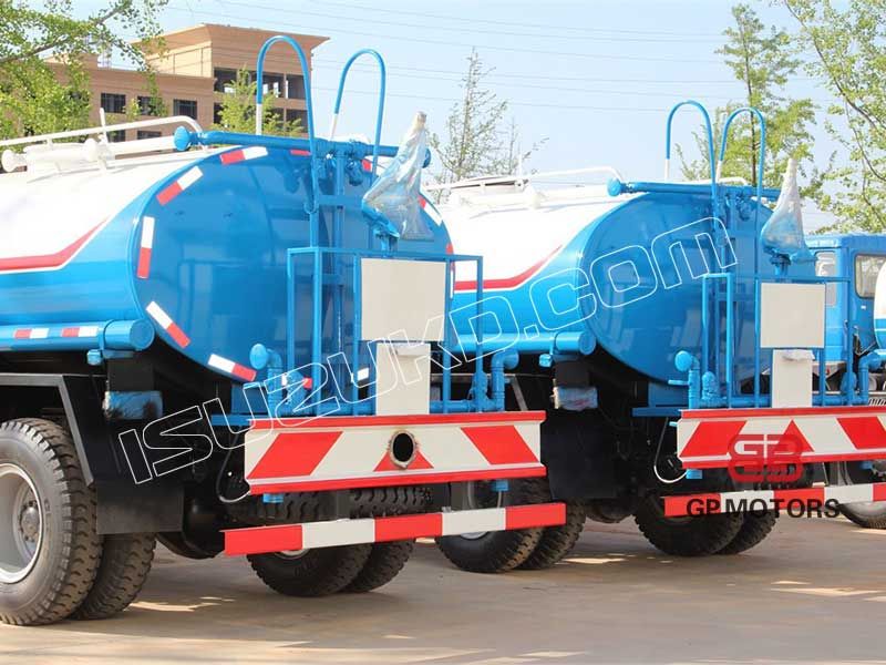 Isuzu FTR Water Tanker Lorry