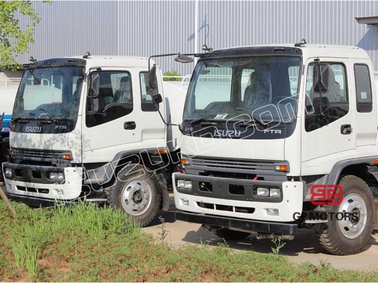 Isuzu FTR truck cabin