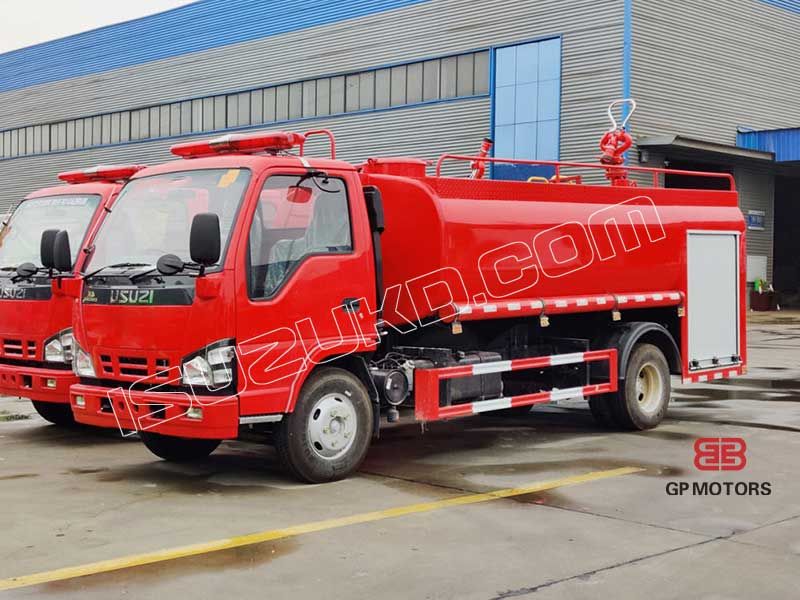 ISUZU NKR 4x2 130hp 4000 liters water tanker fire fighting truck