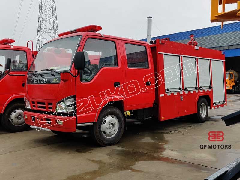 ISUZU NKR 4x2 130hp 4000 liters water tanker fire fighting truck