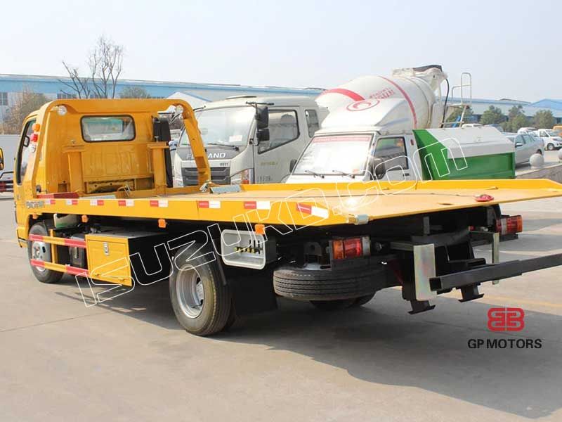 ISUZU NKR 3 Ton Rollback Tow Truck