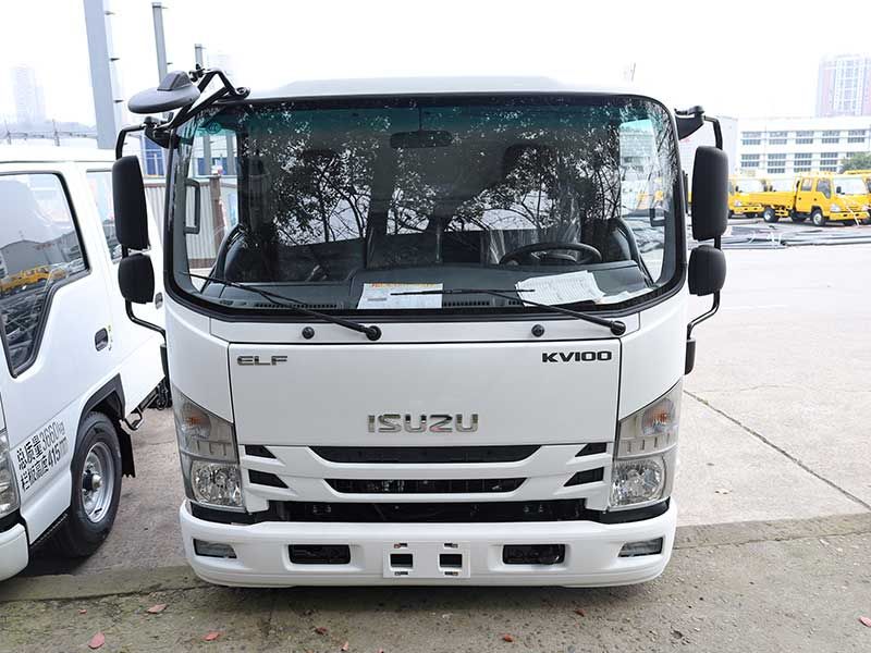 ISUZU NKR55 elf truck chassis 4x2 4KH1 engine 4 tons vegetables transport cargo mini trucks for sale, big capacity