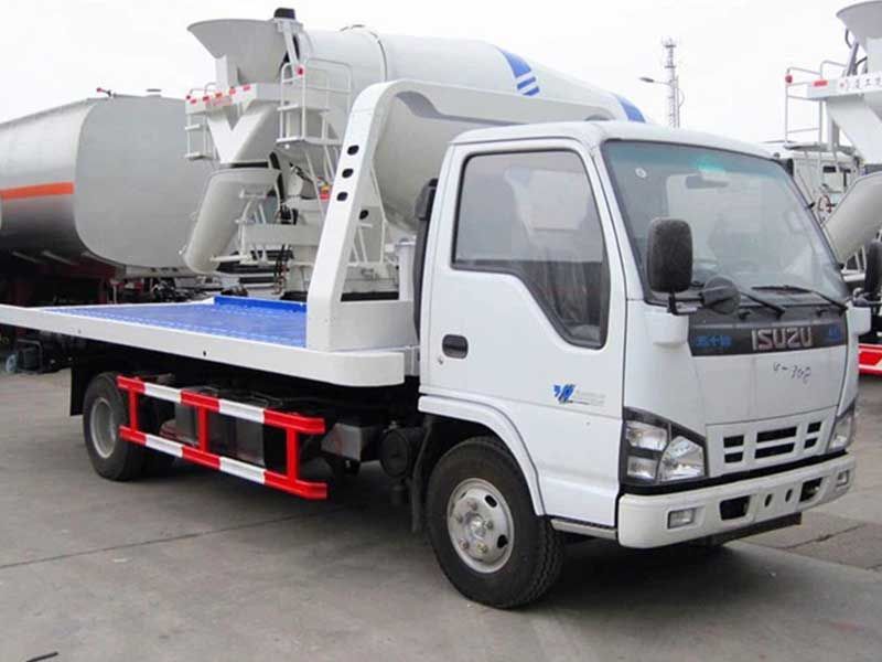 ISUZU NKR Flatbed Tow Truck