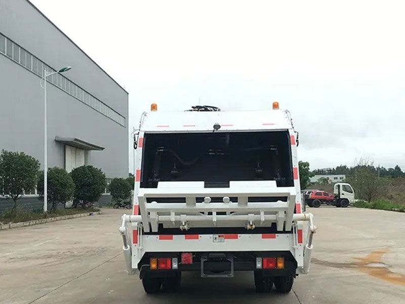 Isuzu 700p 6 8 10 Ton Capacity 8m3 10m3 12m3 Container Compression Garbage Collection Sanitation Compressed Garbage Refuse Compactor Truck